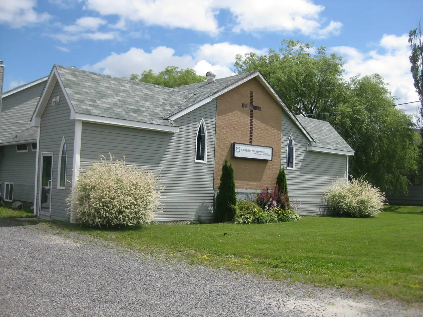 A Church in Windsor, Novia Scotia | Rising Tide Church of the Nazarene church building